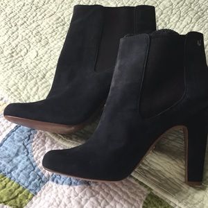 Vince Camuto Signature blue suede boots LAST CHANCE